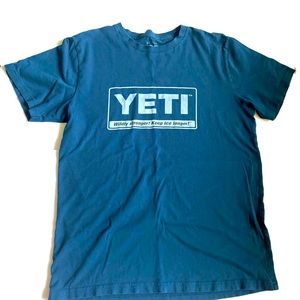 YETI • Premium Logo Blue Badge T-shirt Unisex • Size Small